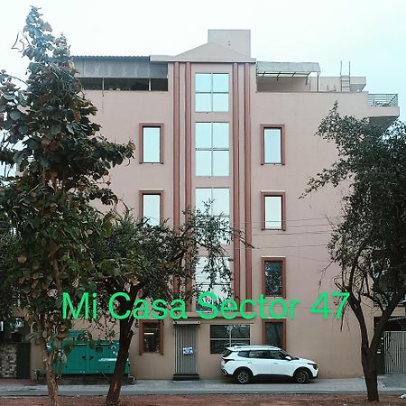 古尔冈Mi Casa Sector 47公寓 外观 照片